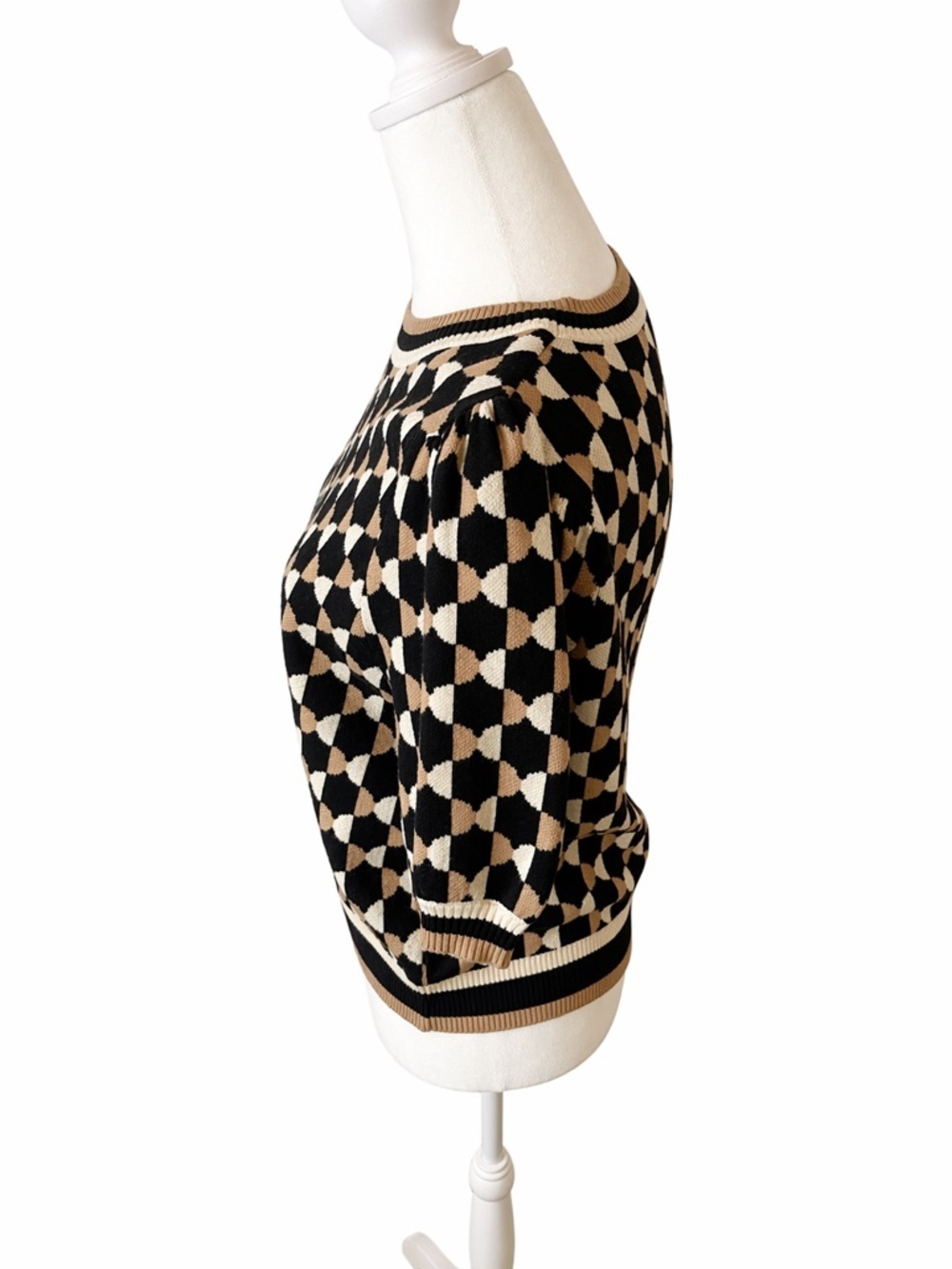 entro Black & Cream Geometric Puff-Sleeve Knit Top - Picture 2 of 3